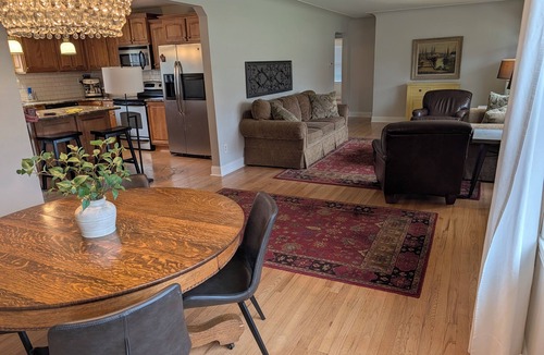 Auburn Hills House | Beautiful 5-bedroom house with AC in lovely Auburn Hills