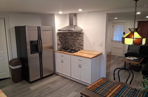 Cortez House | Beautiful adobe style house with yard and parking in town Cortez – Adobe CoCo