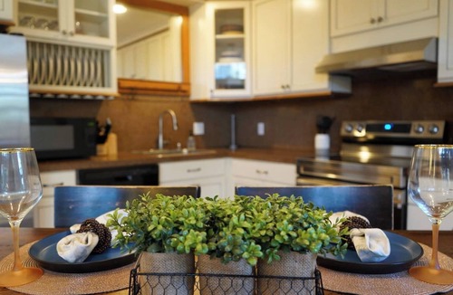 Birch Bay Condo | Beautiful Beach Condo! Indoor Pool!*Pet Friendly*