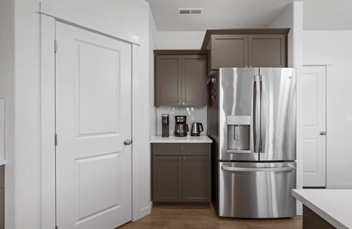 Medford House | Beautiful Clean and Modern Home In Medford.