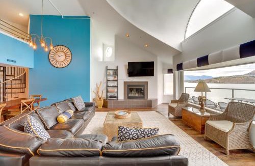 Chelan House | Beautiful Condo w/Balcony on Lake Chelan!