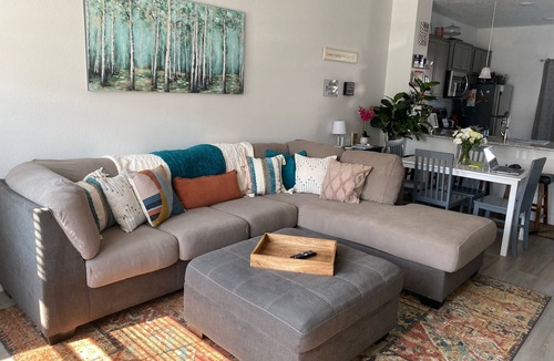 Southwest Ada County Alliance House | Beautiful Cozy Townhome next to Park & Shopping! Small Pets Welcome!