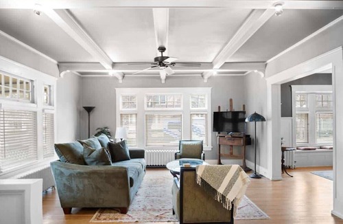 Cliff - Cannon House | Beautiful Historic South Hill Home