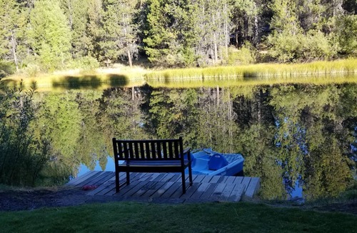 Sunriver House | Beautiful Luxury Home on the river near Sunriver, Bend, Trails, Mountains!