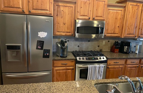 McCall Cabin | Beautiful McCall family CABIN with hot tub 1.5 miles from downtown McCall