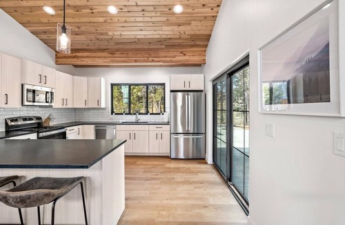 Tamarack Resort Cabin | Beautiful Modern Escape Next to Lake Inlet
