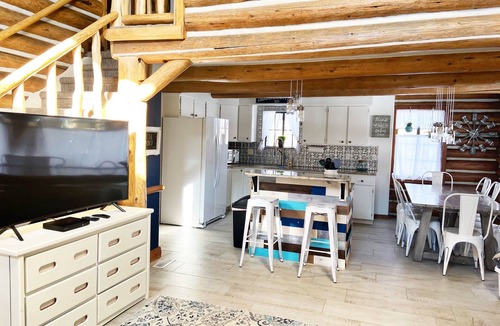 Garden City Cabin | Beautiful newly renovated cabin directly across from Bear Lake.