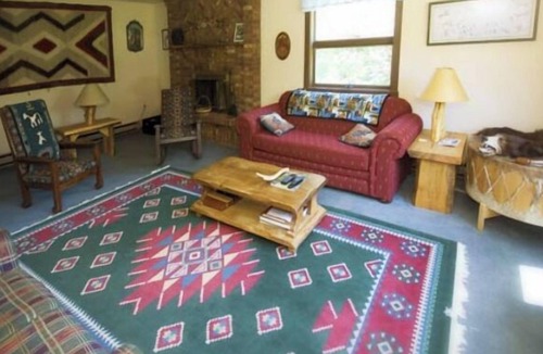 Wolf Creek Cabin | Beautiful, Quaint, and Cozy Rooms.