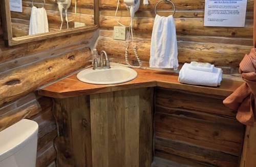 Wolf Creek Cabin | Beautiful, Rustic and Cozy Historic Cabin