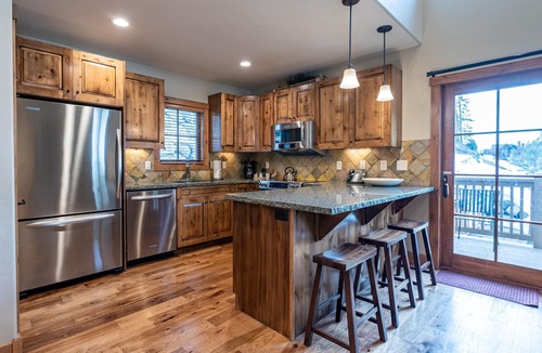 Tamarack Resort House | Beautiful Townhome|Private Hot Tub, Ski-In/Ski-Out