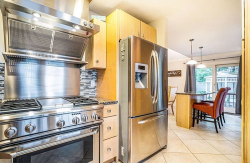 Mayfield House | Beautiful Traverse City Lakehouse - pets allowed