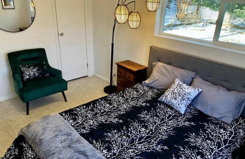 Entiat House | Beautiful View Home in Entiat - Dog Friendly!