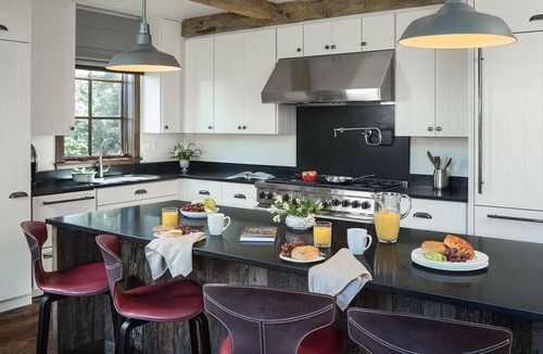 Teton Village House | Beautifully furnished lodge located at Shooting Star in Teton Village
