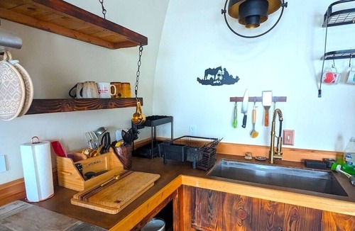 Idaho County Cabin | Belle's Bunkhouse, Arched cabin featured on YouTube, mountain & valley views