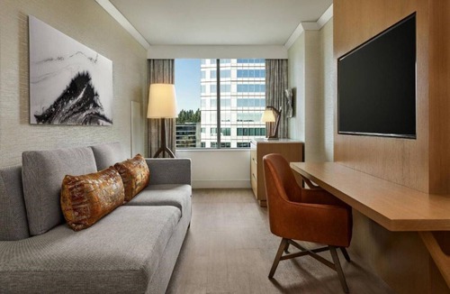 West Bellevue House | Bellevue Unwind at The Westin