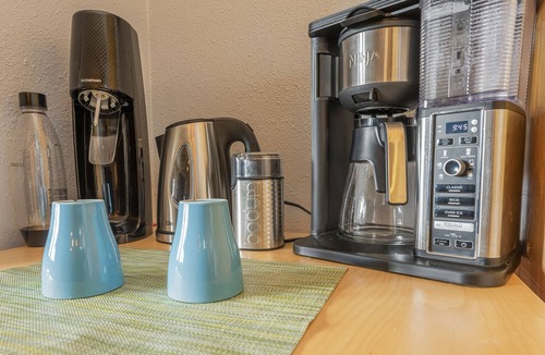 Bend Condo | Bend Getaway Condo