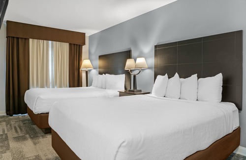 Ludington Hotel | Best Western Lakewinds