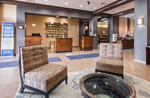 Williston Hotel | Best Western Plus Williston Hotel & Suites