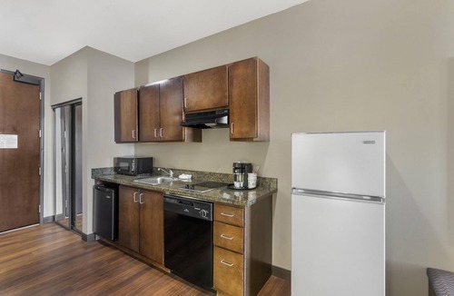 Williston Hotel | Best Western Plus Williston Hotel & Suites