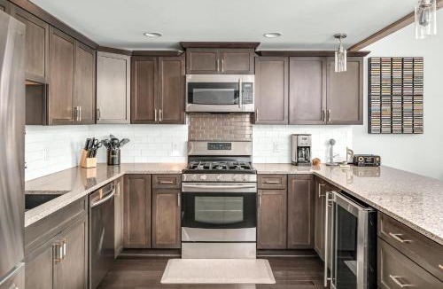 Arts District Apartment | Bettye - A