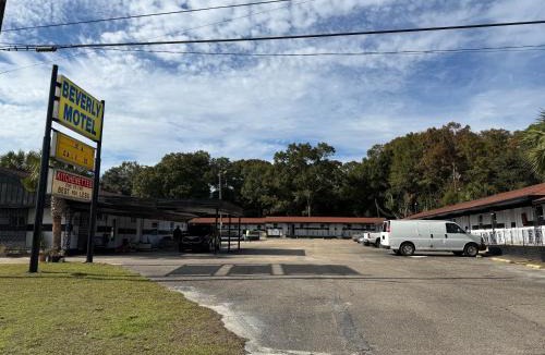 Mobile Hotel | Beverly motel