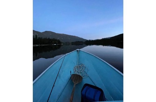Troy Cabin | Big A-Frame Lake Front House w/ Kick Ass Views