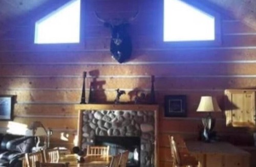 Thermopolis Cabin | Big Horn River cabin 1 and 2