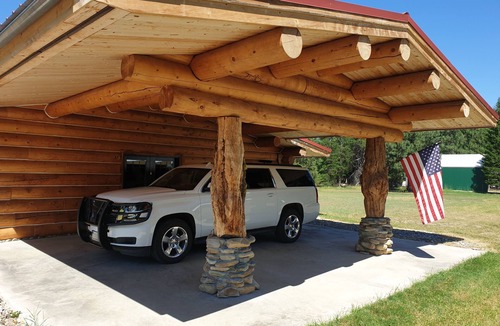 Libby House | Big Loghome With Pool And Mountain View