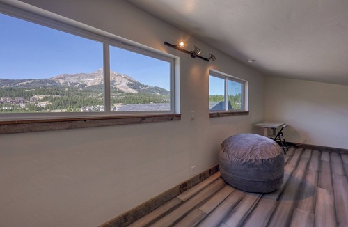 Big Sky Cabin | Big Sky Bliss ~ Panoramic Views & 5m to Resort