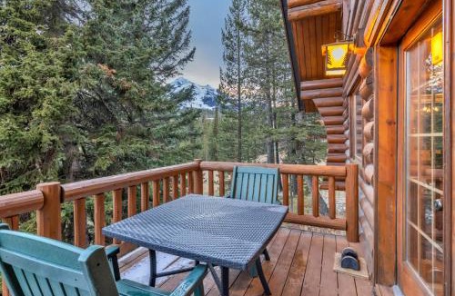 Big Sky House | Big Sky Cozy Cabin Lone Peak Views Hot Tub