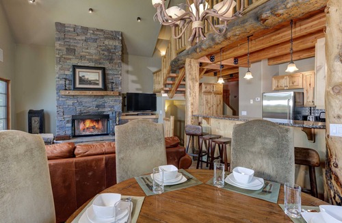 Big Sky Ski Chalet | Big Sky Vacation Rentals: MMH 42 Cowboy Heaven