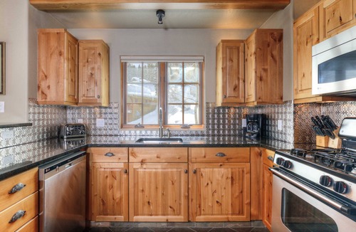 Big Sky Ski Chalet | Big Sky Vacation Rentals: MMH 6 Harvest Moon