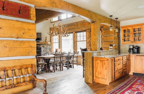 Powder Ridge Cabin | Big Sky Vacation Rentals: PR Oglala 9