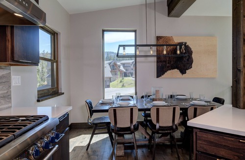 Powder Ridge Ski Chalet | Big Sky Vacation Rentals: Homestead 6 Claim Jumper