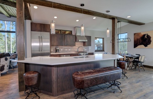 Powder Ridge Ski Chalet | Big Sky Vacation Rentals: Homestead 6 Claim Jumper