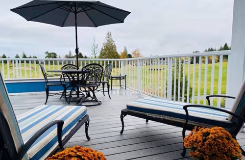 Sequim House | “Big Willy’s” 3 Bedroom Home on Hole 4 at the Cedars at Dungeness Golf Course