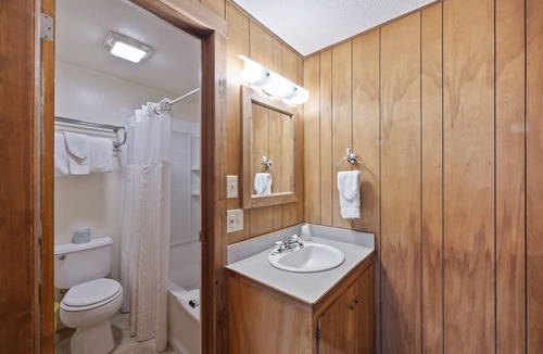 Cascade Hotel | Birch Glen Lodge
