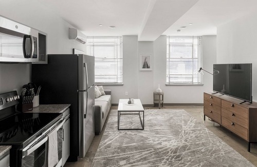 Central City Apartment | Birmingham Business District Apartments by Landing