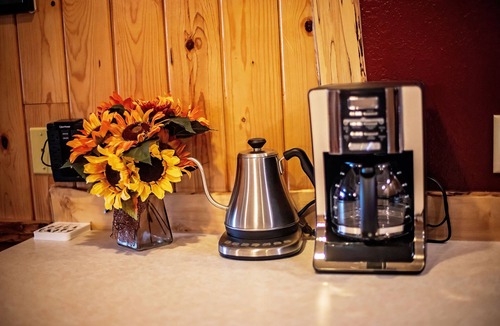 St. Ignatius Cabin | Bison Range 15 minutes away! Cozy Cabin w/Beautiful Creek & Mtn Views!
