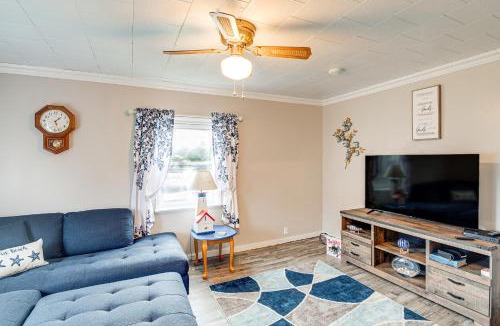 Grayland House | 'Blackberry Cottage' w/Yard Near Westport & Beach
