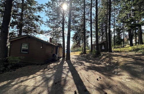 Coeur d'Alene Cabin | Blue Creek Lookout – Romantic Coeur d’Alene Cabin with Lake Views