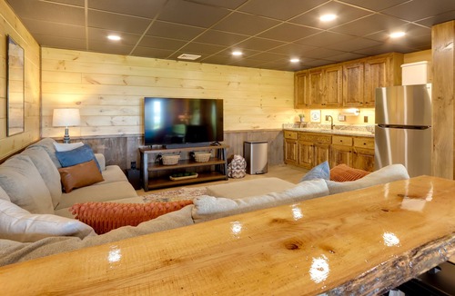 Epworth Cabin | Blue Ridge Vacation Rental w/Deck & Game Room!