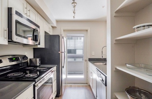 Cascade Apartment | Blueground | South Lake Union, view, nr Lake Union
