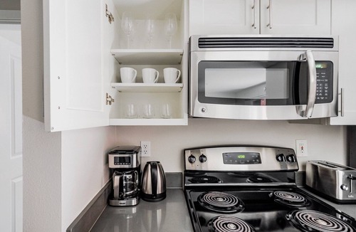 Cascade Apartment | Blueground | South Lake Union, view, nr Lake Union