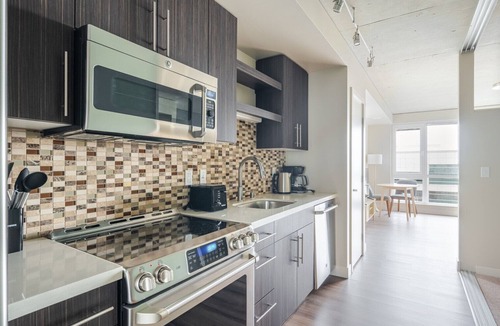 South Lake Union Apartment | Blueground | South Lake Union, rooftop, nr Lake Union