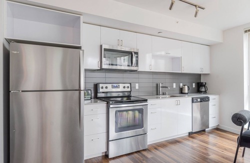 Wilburton Apartment | Blueground | Wilburton, rooftop, nr Bellevue Park
