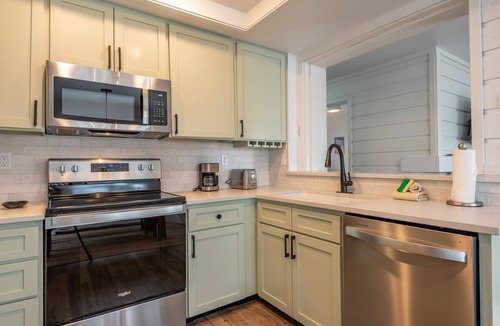 Elkhorn Village Condo | Bluff Condo 4033 - Beautiful Mountain Views! Remodeled 2-Bedroom Bluff Condo