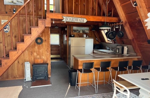 Oscoda Cabin | Boardwalk Beach 2 - Beachfront