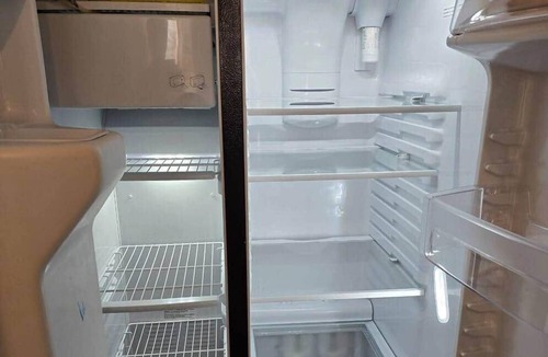 Ferndale Apartment | ¤Bohemia top king suite, hot tub, pool, games @MLC