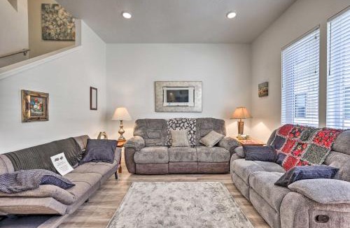 Veterans Park House | Boise Townhome w/Rooftop Deck, 2 Mi to Downtown!